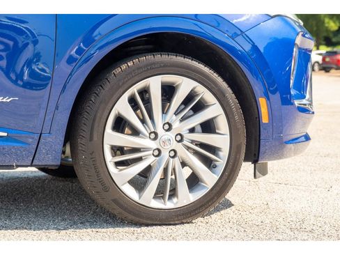 Used 2024 Buick Envision Avenir AWD/4WD image 10
