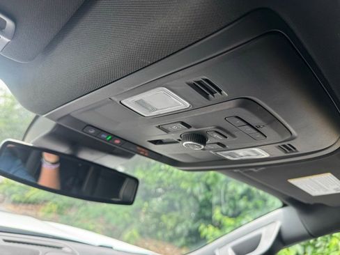 Certified 2023 Chevrolet Suburban Premier RWD image 30
