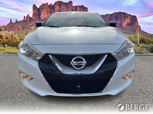 Used 2017 Nissan Maxima SR w/ Midnight Edition image 10