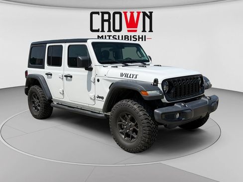 Used 2025 Jeep Wrangler Unlimited Sport AWD/4WD image 1