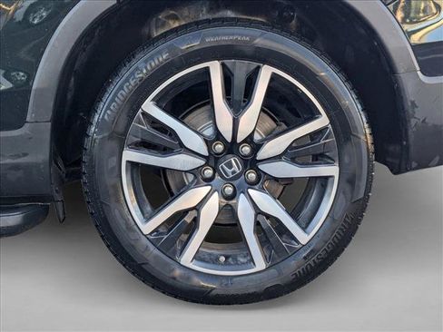 Used 2019 Honda Pilot Touring image 6