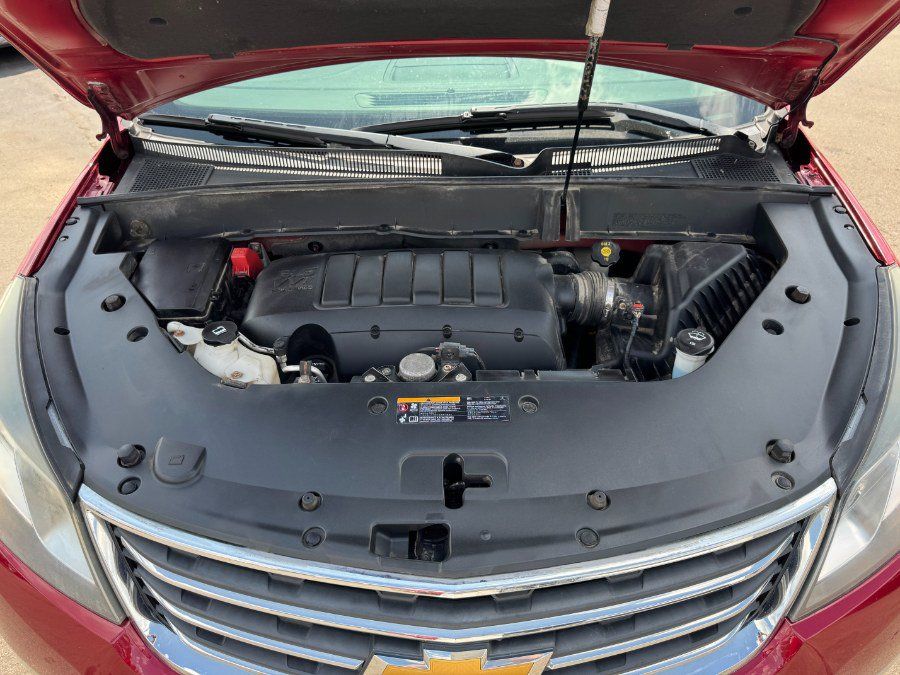 Used 2014 Chevrolet Traverse LT AWD/4WD image 25