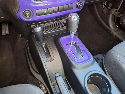 Used 2016 Jeep Wrangler Unlimited Sport w/ Quick Order Package 24S AWD/4WD image 18