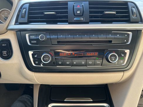 Used 2012 BMW 328i Sedan w/ Premium Pkg image 30