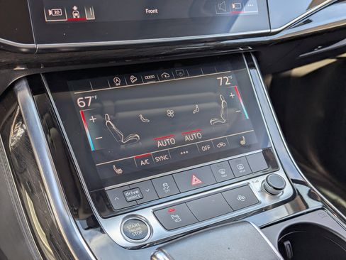 Used 2023 Audi Q7 3.0T Premium Plus image 25