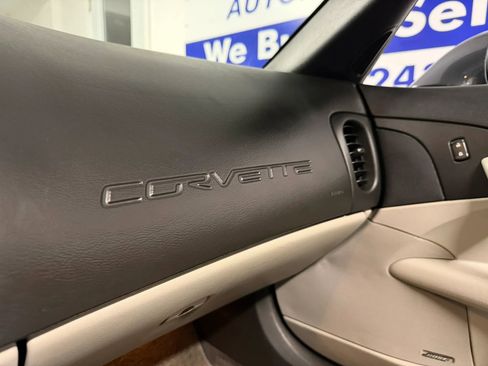 Used 2010 Chevrolet Corvette Grand Sport w/ Preferred Equipment Group image 21