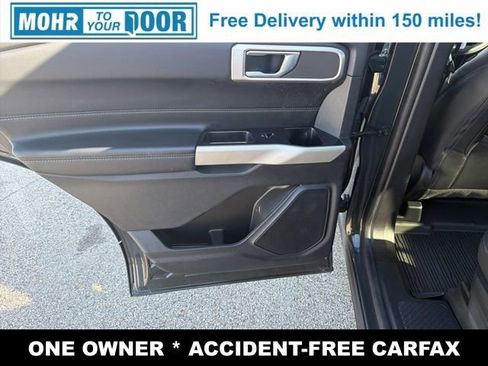 Used 2022 Ford Explorer XLT w/ Equipment Group 202A image 29