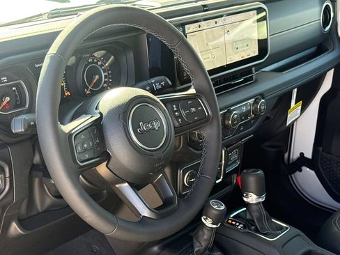New 2026 Jeep Gladiator Sport AWD/4WD image 19