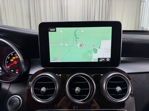 Used 2017 Mercedes-Benz GLC 300 4MATIC image 15