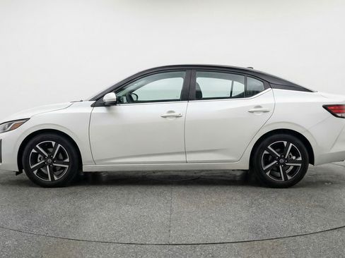Used 2025 Nissan Sentra SV FWD image 3
