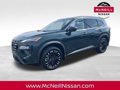 New 2026 Nissan Rogue Dark Armor image 3