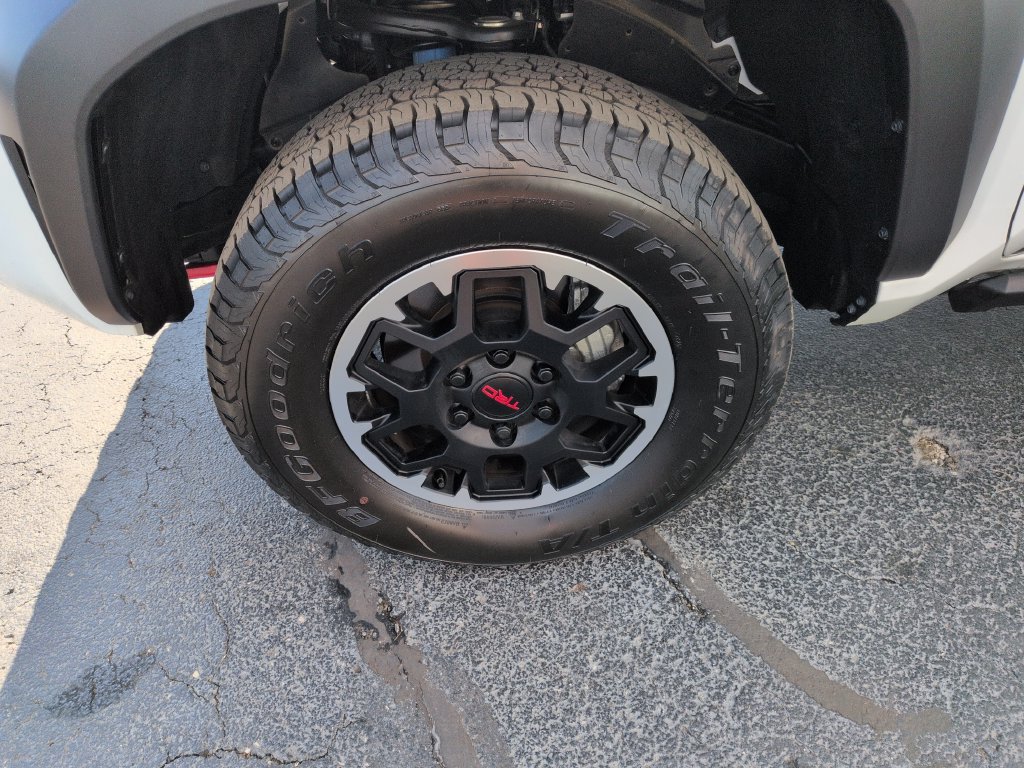 Used 2026 Toyota Tacoma TRD Off-Road AWD/4WD image 27