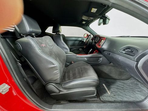 Used 2015 Dodge Challenger R/T Plus RWD image 28