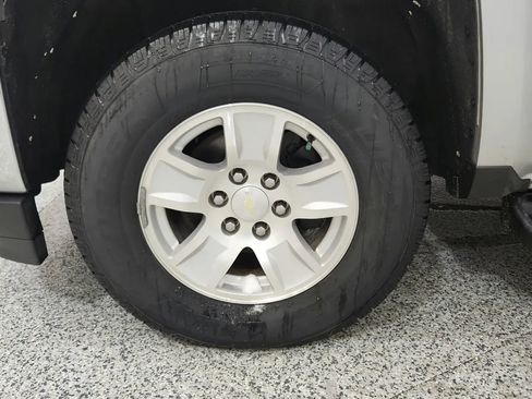 Used 2019 Chevrolet Silverado 1500 LT image 13