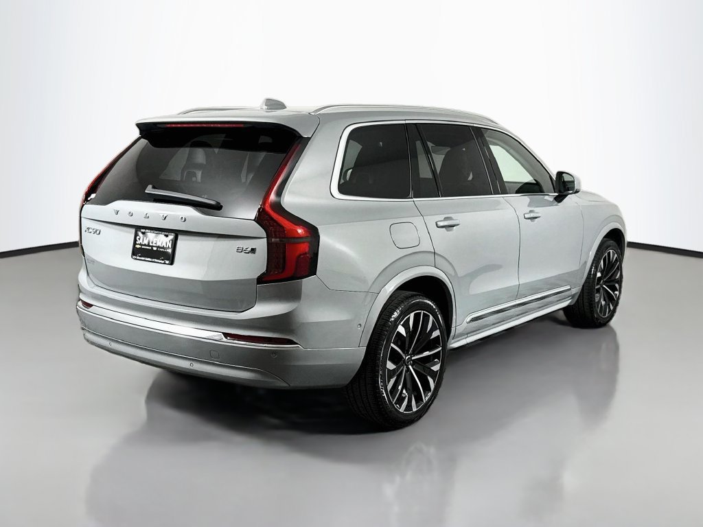 Used 2025 Volvo XC90 B6 Plus AWD/4WD image 7
