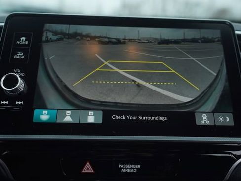 Used 2025 Honda Ridgeline Sport image 27