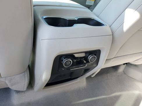 New 2026 Buick Enclave Avenir w/ Super Cruise Package FWD image 16