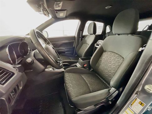 Used 2024 Mitsubishi Outlander Sport AWD image 23