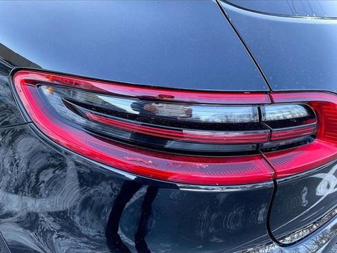 Used 2017 Porsche Macan Turbo w/ Premium Package Plus image 23