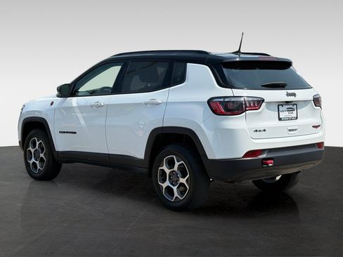 Used 2022 Jeep Compass Trailhawk w/ Trailhawk Convenience Group AWD/4WD image 7