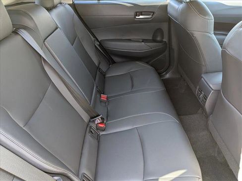 Used 2024 Toyota Corolla Cross XLE w/ Convenience Package AWD/4WD image 20