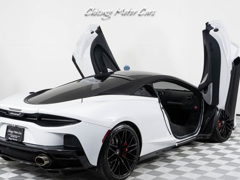 Used 2023 McLaren GT RWD image 31