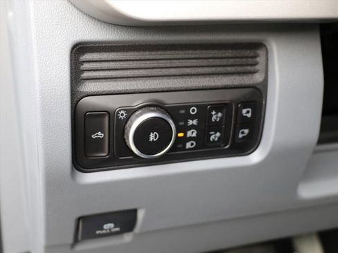 New 2026 Ford F450 XLT w/ 360-Degree Camera Package image 31