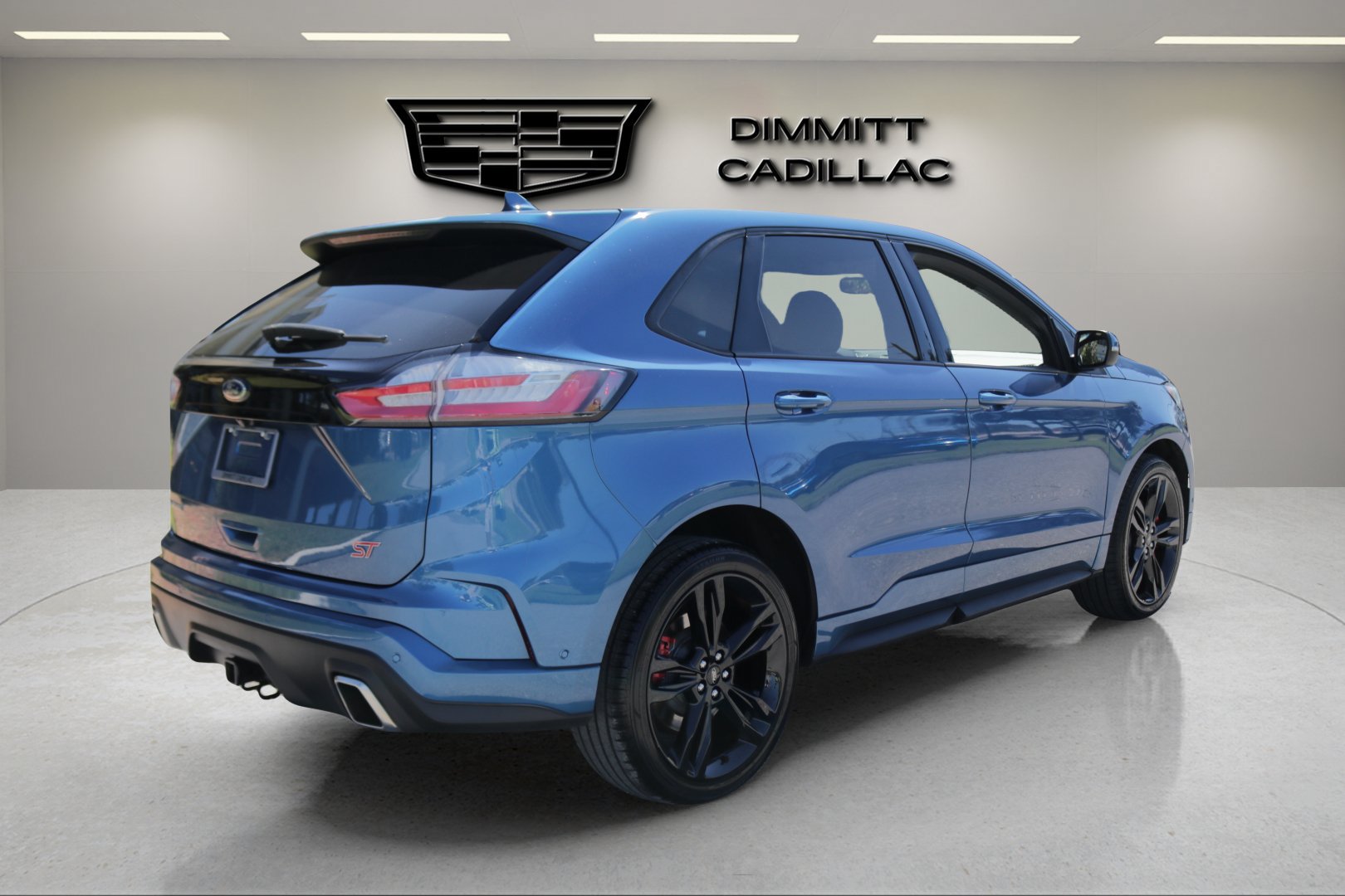 Used 2019 Ford Edge ST w/ Equipment Group 401A AWD/4WD image 5
