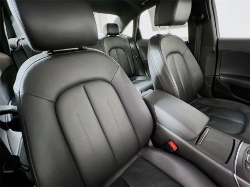 Used 2017 Audi A6 2.0T Premium image 28