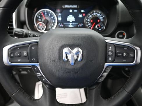 Used 2025 RAM 1500 Big Horn AWD/4WD image 13