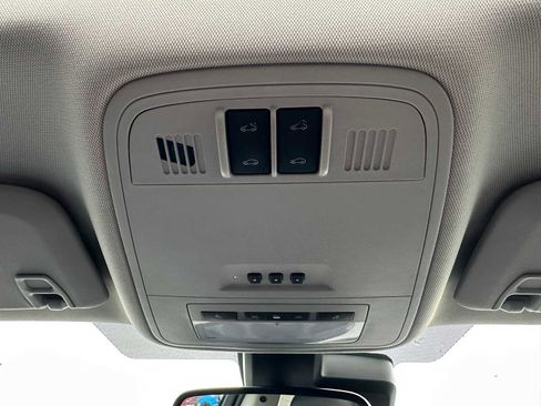 Used 2017 Buick Regal Premium w/ Driver Confidence Package #1 image 32