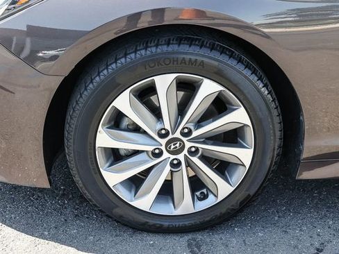 Used 2015 Hyundai Sonata Sport FWD image 9