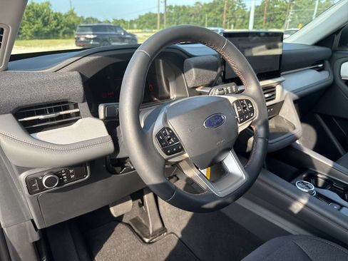 New 2026 Ford Explorer Active RWD image 15