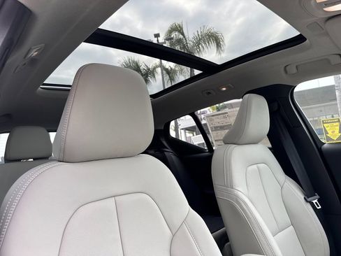 New 2026 Volvo XC40 B5 Plus w/ Protection Package Premier image 16