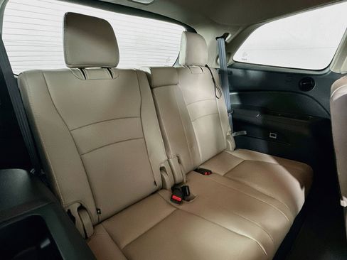 Used 2021 Honda Pilot Elite image 28