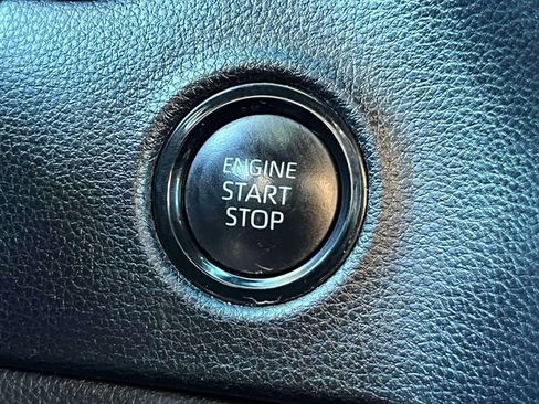 Used 2025 Toyota Tundra SR w/ SR Tow Package image 33