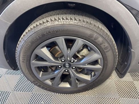 Used 2018 Hyundai Santa Fe Sport FWD image 30