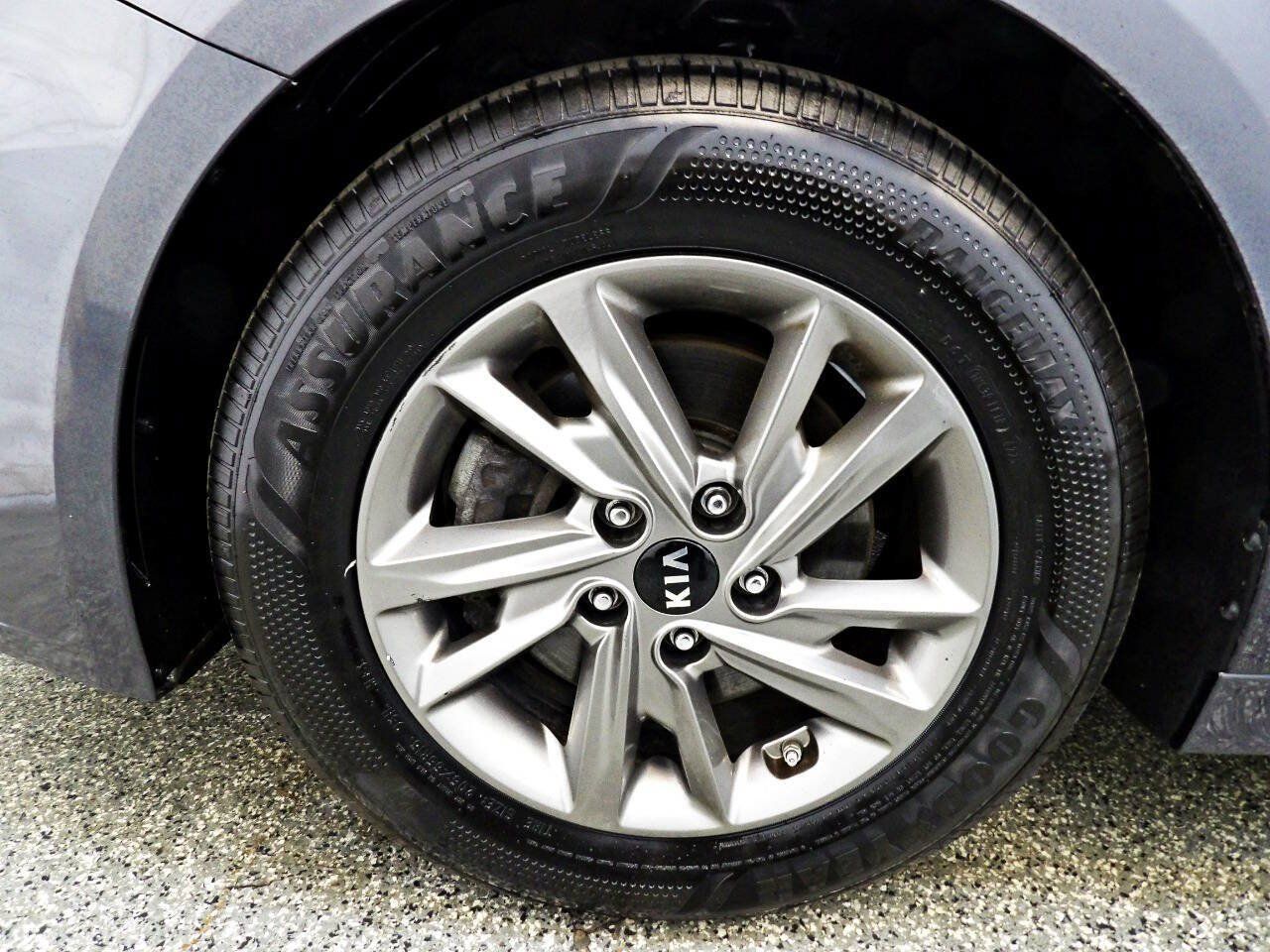 Used 2019 Kia Optima LX FWD image 18