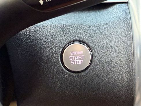 Certified 2022 Kia Sorento SX Prestige w/ Rust Color Package image 32