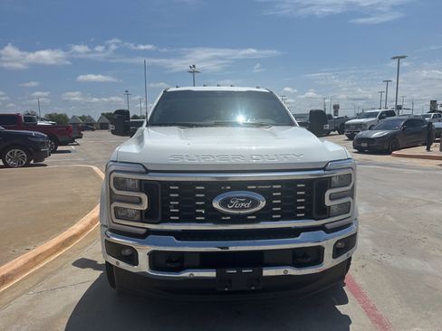 Used 2026 Ford F450 Lariat w/ Lariat Premium Package AWD/4WD image 2