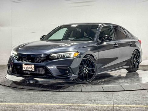 Used 2024 Honda Civic Sport image 1