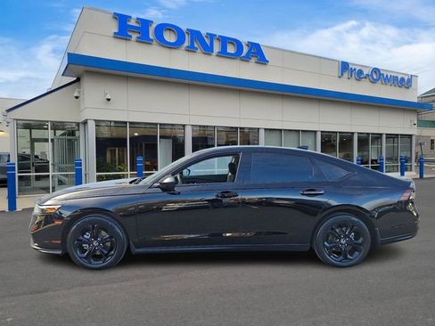 Used 2025 Honda Accord SE image 7