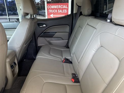 Used 2016 GMC Canyon SLT w/ Driver Alert Package RWD image 29