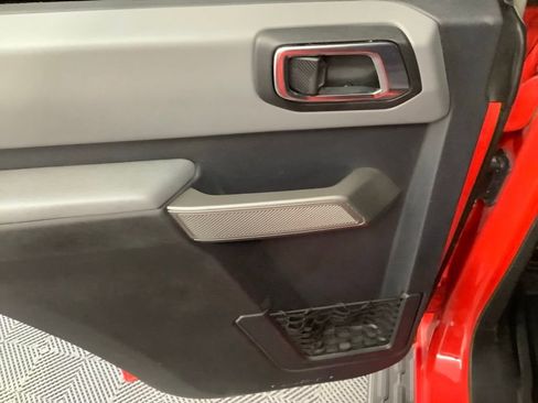 Used 2023 Ford Bronco Black Diamond AWD/4WD image 5