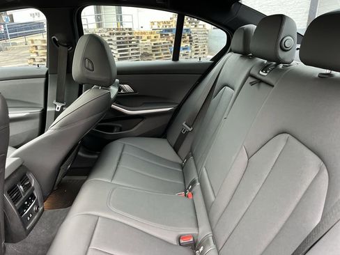 Used 2020 BMW 330i xDrive Sedan w/ Convenience Package image 21