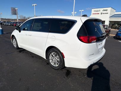 New 2026 Chrysler Voyager LX