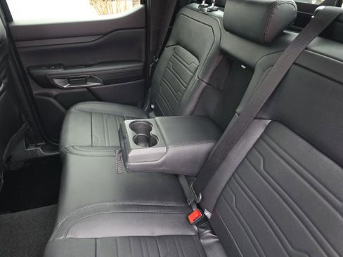 New 2025 Ford Ranger Lariat w/ FX4 Off-Road Package image 33