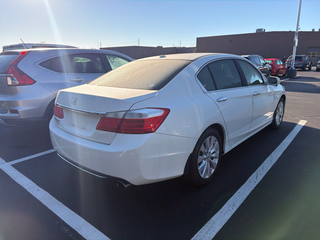 Used 2015 Honda Accord EX-L image 3