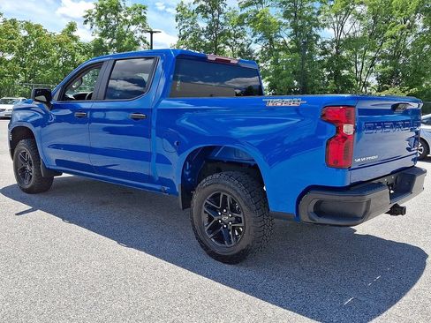 Used 2022 Chevrolet Silverado 1500 Custom Trail Boss AWD/4WD image 7