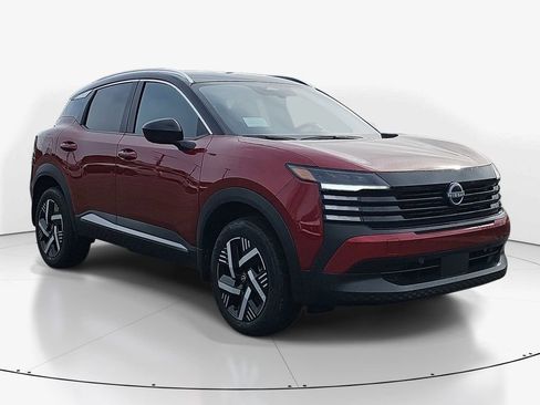 New 2026 Nissan Kicks SV w/ Charging Package image 2